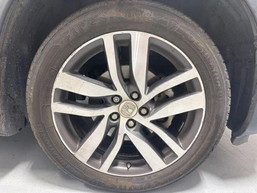 Modern Steel Metallic 2018 Honda Pilot Touring