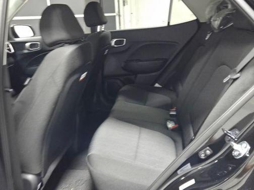 Onyx Black 2026 Hyundai VENUE SE