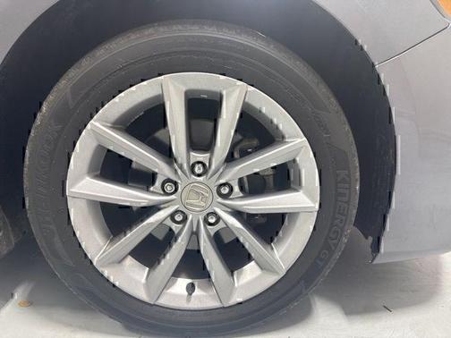 Sonic Gray Pearl 2022 Honda Accord LX 1.5T