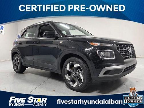 Onyx Black 2026 Hyundai VENUE SEL