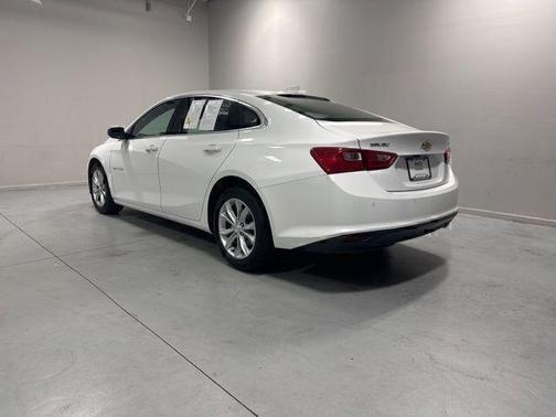 Summit White 2024 Chevrolet Malibu LT