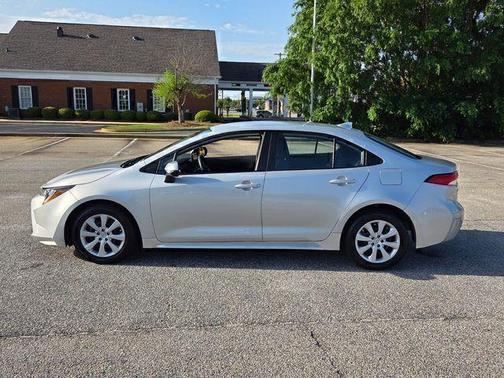 Classic Silver Metallic 2023 Toyota Corolla LE