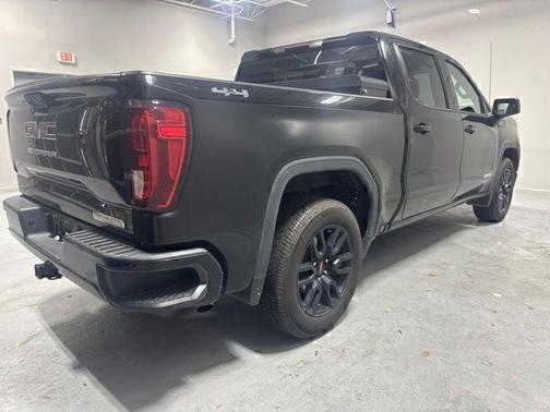 Onyx Black 2023 GMC Sierra 1500 Elevation
