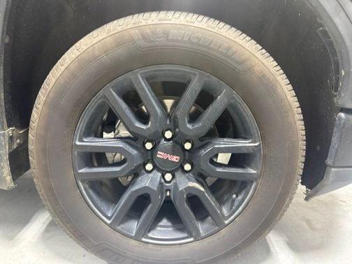Onyx Black 2023 GMC Sierra 1500 Elevation