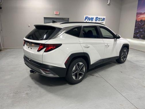White Pearl 2026 Hyundai TUCSON SEL