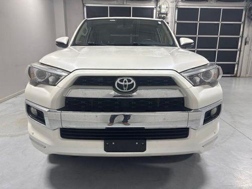 Blizzard Pearl 2018 Toyota 4Runner Limited