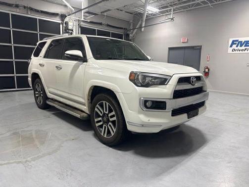 Blizzard Pearl 2018 Toyota 4Runner Limited