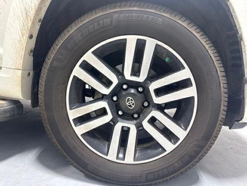 Blizzard Pearl 2018 Toyota 4Runner Limited