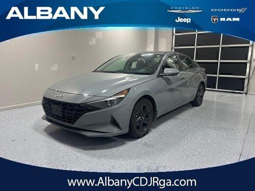 Electric 2022 Hyundai ELANTRA SEL