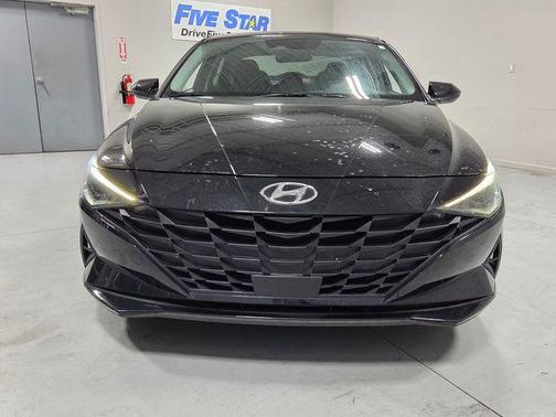 Onyx Black 2023 Hyundai ELANTRA SEL