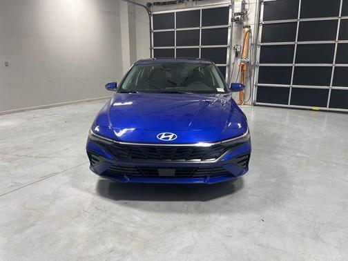 Intense Blue 2025 Hyundai ELANTRA Limited