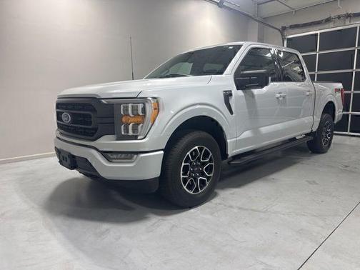 White Metallic 2021 Ford F-150 XLT