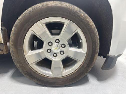 Silver Ice Metallic 2020 Chevrolet Suburban Premier