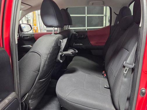 Barcelona Red Metallic 2019 Toyota Tacoma SR5