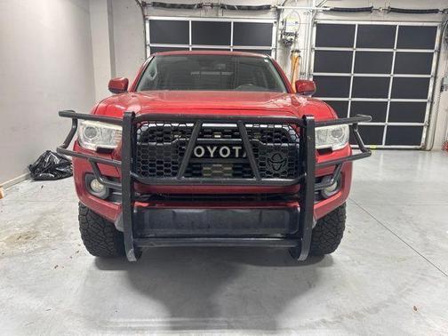 Barcelona Red Metallic 2019 Toyota Tacoma SR5