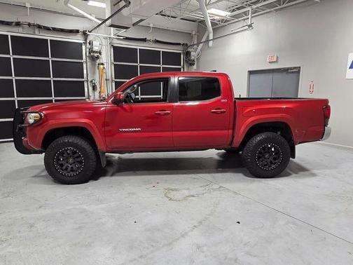 Barcelona Red Metallic 2019 Toyota Tacoma SR5