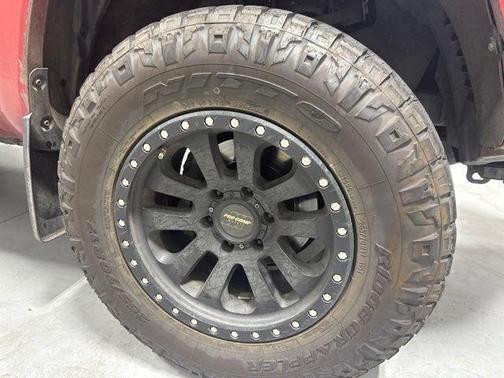 Barcelona Red Metallic 2019 Toyota Tacoma SR5