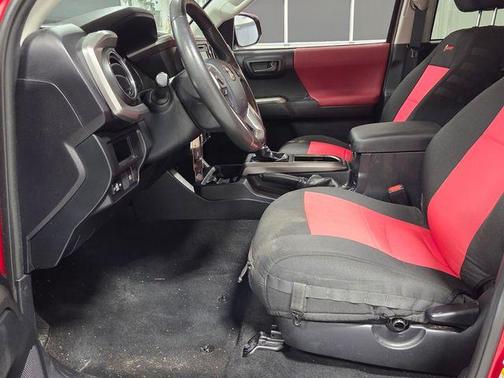 Barcelona Red Metallic 2019 Toyota Tacoma SR5