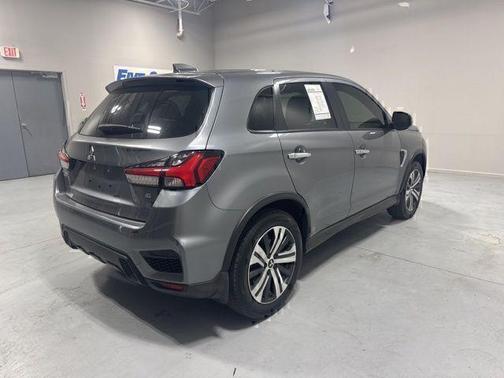 Alloy Silver Metallic 2022 Mitsubishi Outlander Sport 2.0 SE