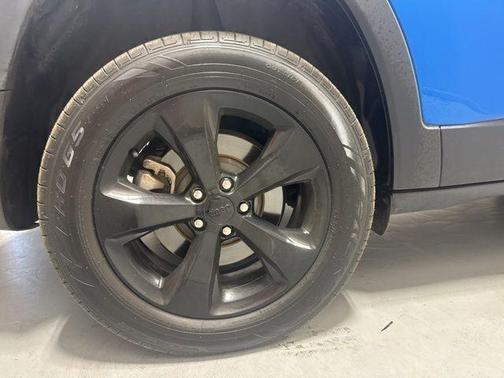 Hydro Blue Pearlcoat 2021 Jeep Cherokee Latitude Plus