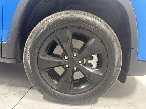 Hydro Blue Pearlcoat 2021 Jeep Cherokee Latitude Plus