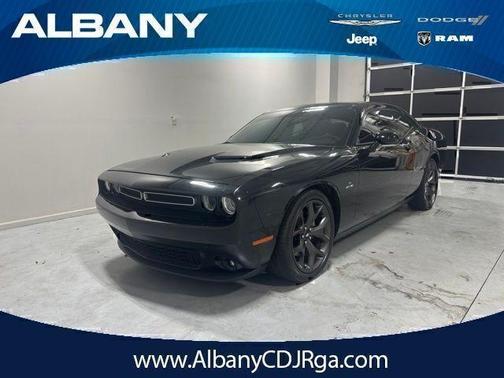 Pitch Black Clearcoat 2017 Dodge Challenger R/T