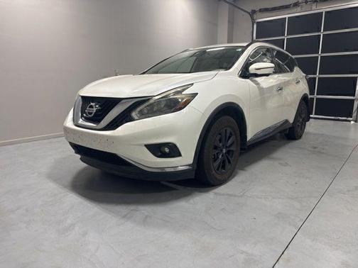 White 2018 Nissan Murano SV