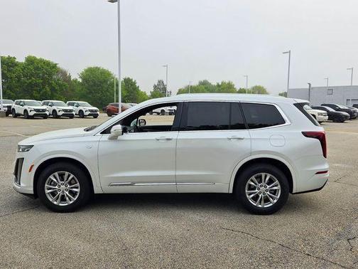Crystal White 2023 Cadillac XT6 Luxury FWD