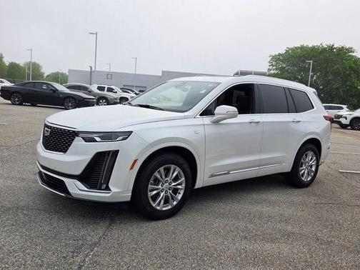 Crystal White 2023 Cadillac XT6 Luxury FWD