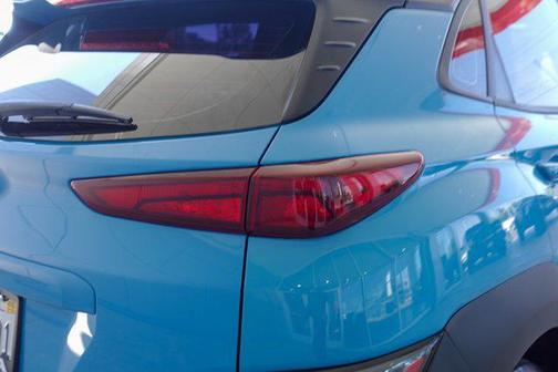 2022 Hyundai KONA SE
