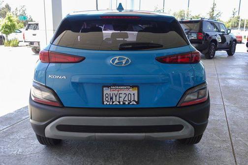 2022 Hyundai KONA SE