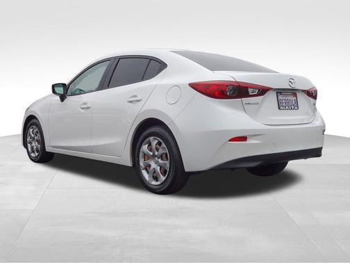 2015 Mazda Mazda3 i Sport