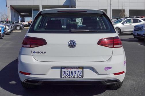2019 Volkswagen e-Golf SE