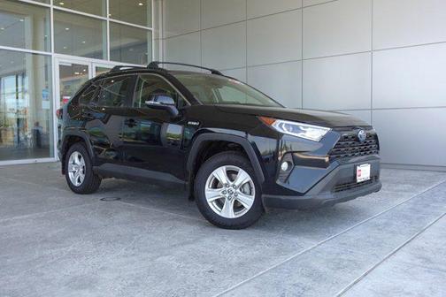 2020 Toyota RAV4 Hybrid XLE