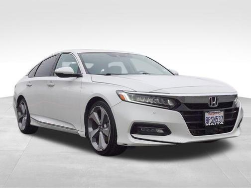 2020 Honda Accord Touring 2.0T