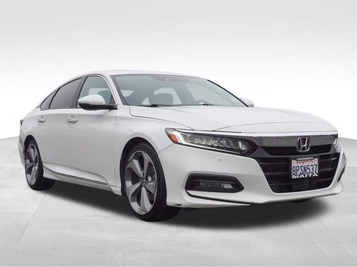 2020 Honda Accord Touring 2.0T
