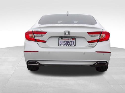 2020 Honda Accord Touring 2.0T