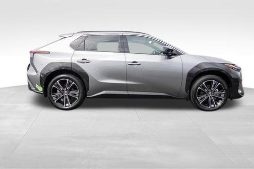 2023 Toyota bZ4X Limited