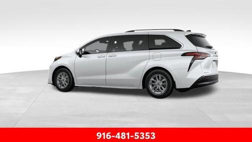2025 Toyota Sienna XLE