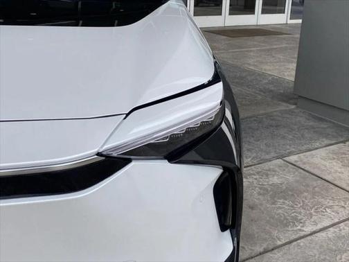 2023 Toyota bZ4X Limited