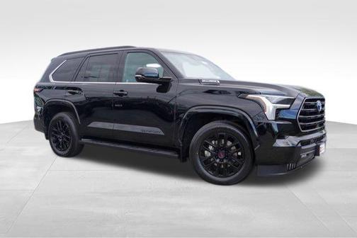2023 Toyota Sequoia SR5