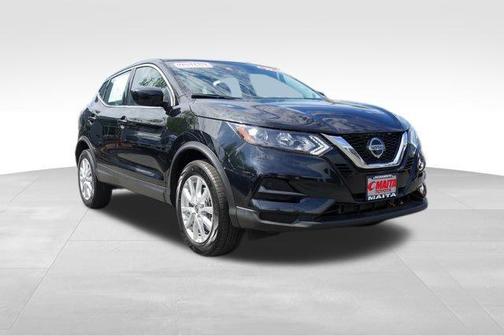 2022 Nissan Rogue Sport S