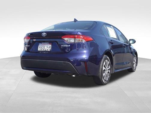 2022 Toyota Corolla Hybrid LE