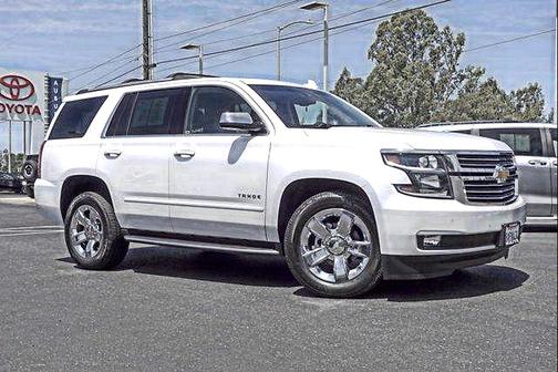 Iridescent Pearl Tricoat 2017 Chevrolet Tahoe Premier