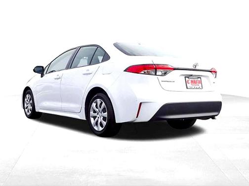 Ice Cap 2024 Toyota Corolla LE