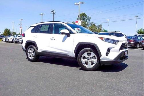 Super White 2021 Toyota RAV4 XLE