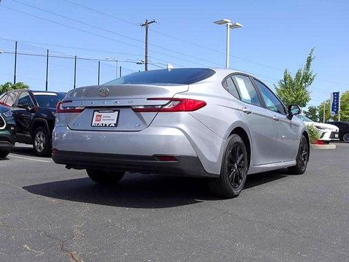 Cutting Edge 2025 Toyota Camry LE