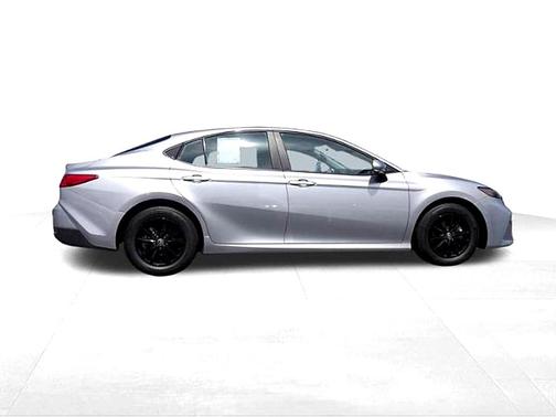 Cutting Edge 2025 Toyota Camry LE