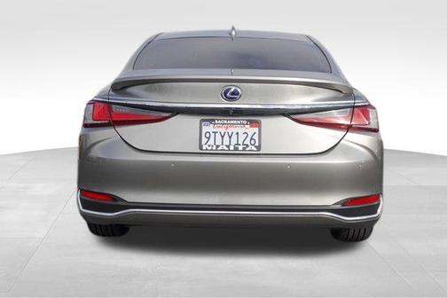 2021 Lexus ES 300h Base