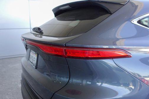 2023 Toyota Venza LE